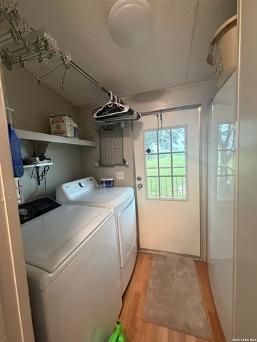 1635 County Road 409, Stockdale, TX 78160