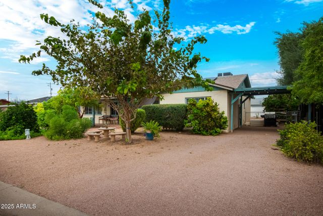 1116 E 11TH Street E, Casa Grande, AZ 85122