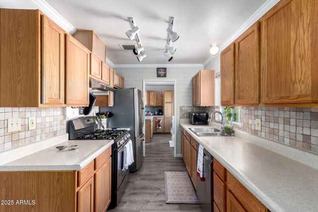 1116 E 11TH Street E, Casa Grande, AZ 85122