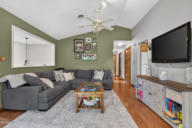 507 Greenwich Drive, Albany, NY 12203