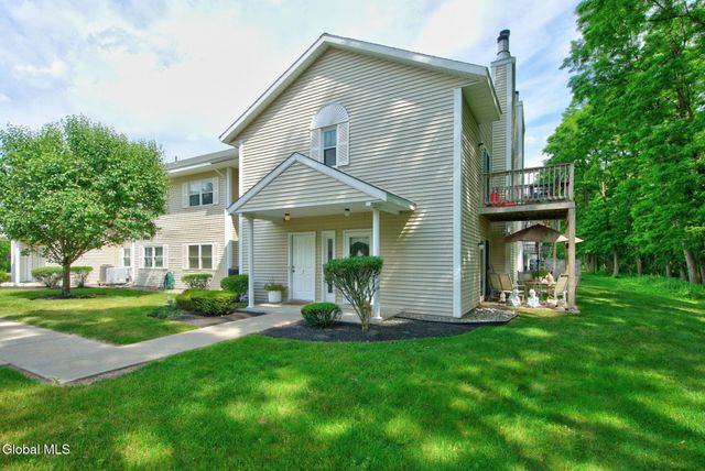 507 Greenwich Drive, Albany, NY 12203