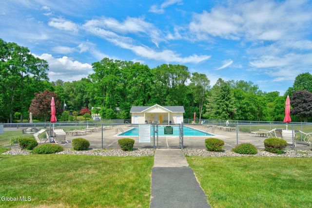 507 Greenwich Drive, Albany, NY 12203