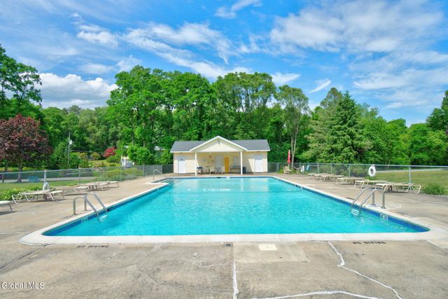 507 Greenwich Drive, Albany, NY 12203