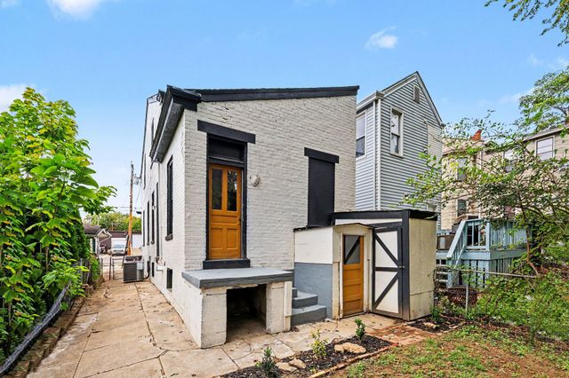 2018 Pearl Street, Covington, KY 41014