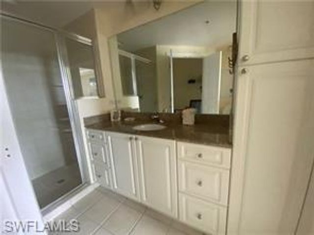 2825 Palm Beach BLVD 216, Fort Myers, FL 33916