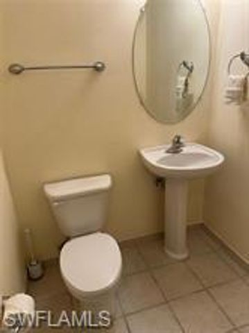 2825 Palm Beach BLVD 216, Fort Myers, FL 33916