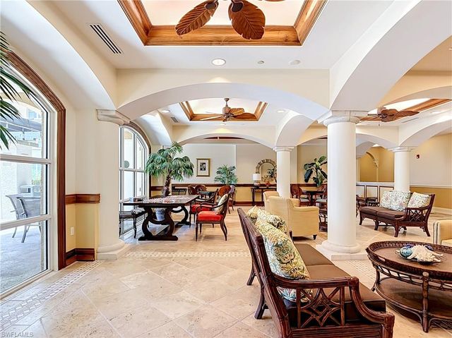 2825 Palm Beach BLVD 216, Fort Myers, FL 33916