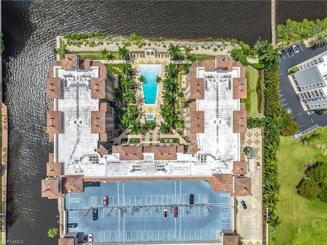 2825 Palm Beach BLVD 216, Fort Myers, FL 33916