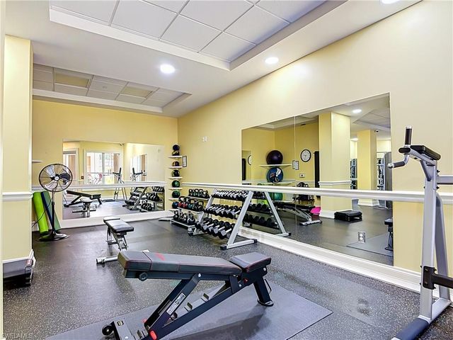 2825 Palm Beach BLVD 216, Fort Myers, FL 33916