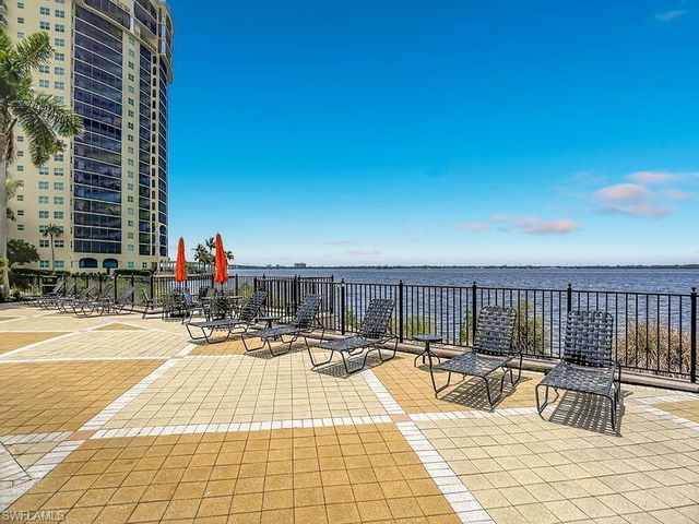 2825 Palm Beach BLVD 216, Fort Myers, FL 33916