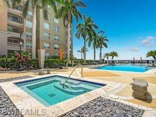 2825 Palm Beach BLVD 216, Fort Myers, FL 33916