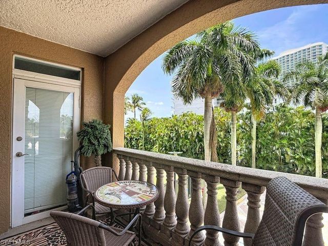 2825 Palm Beach BLVD 216, Fort Myers, FL 33916