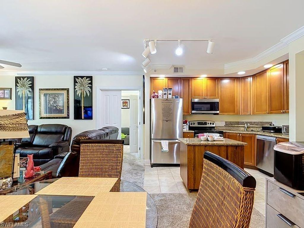 2825 Palm Beach BLVD 216, FORT MYERS, FL 33916 — photo 4
