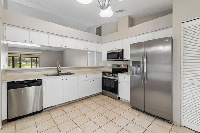 11318 BLACKBARK DRIVE, Riverview, FL 33579
