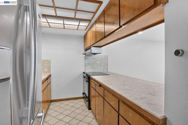 2024 Thompson Ln, El Sobrante, CA 94803