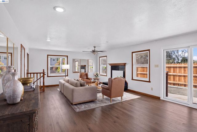 2024 Thompson Ln, El Sobrante, CA 94803