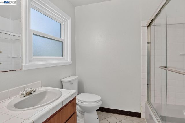 2024 Thompson Ln, El Sobrante, CA 94803