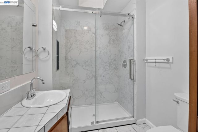 2024 Thompson Ln, El Sobrante, CA 94803