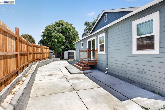 2024 Thompson Ln, El Sobrante, CA 94803