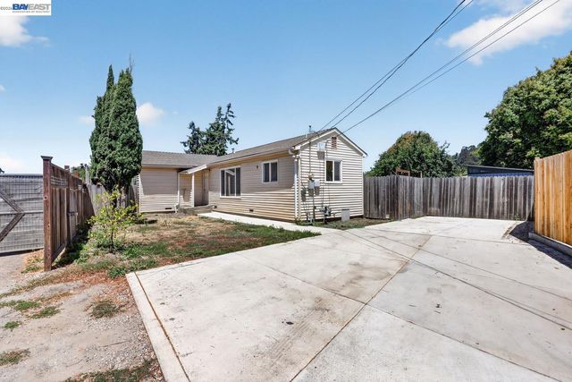 2024 Thompson Ln, El Sobrante, CA 94803
