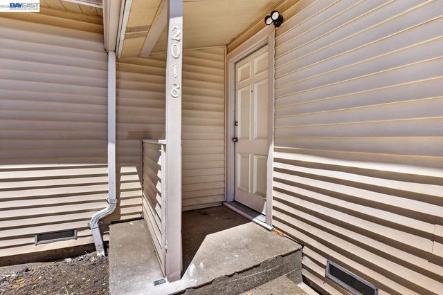 2024 Thompson Ln, El Sobrante, CA 94803