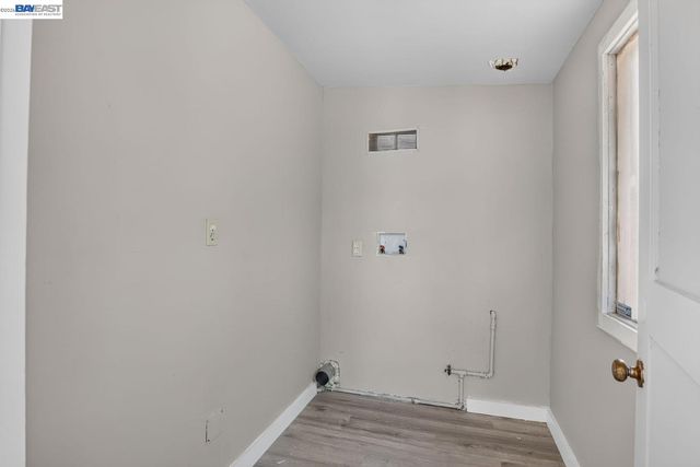 2024 Thompson Ln, El Sobrante, CA 94803