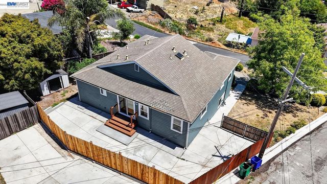 2024 Thompson Ln, El Sobrante, CA 94803