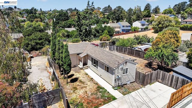 2024 Thompson Ln, El Sobrante, CA 94803