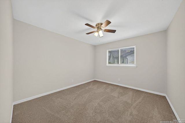 210 sandhill, Universal City, TX 78148