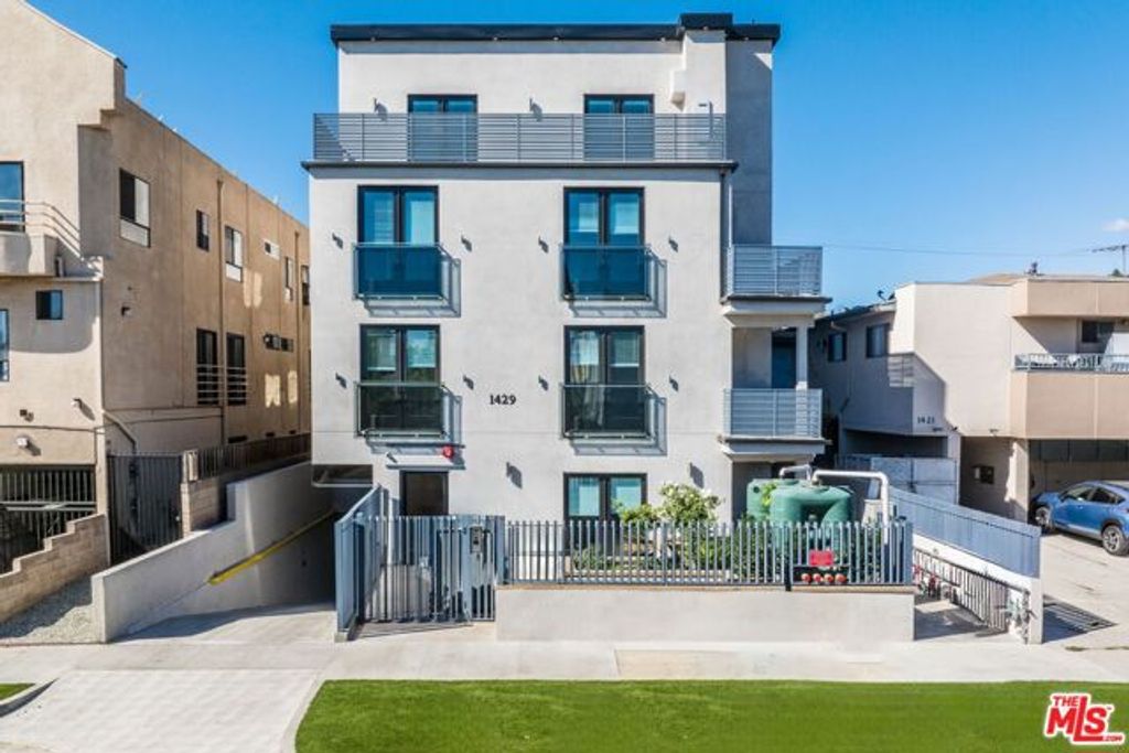 1429 S Bedford Street 301, Los Angeles, CA 90035