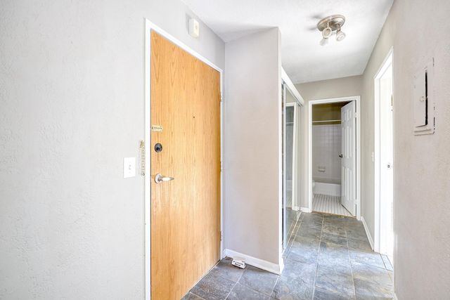 3018 Aldrich Avenue S 25, Minneapolis, MN 55408