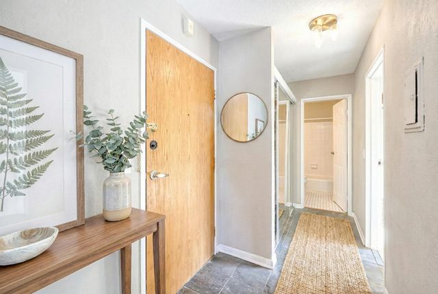 3018 Aldrich Avenue S 25, Minneapolis, MN 55408