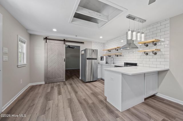 309 S Jenkins Street, Holly Ridge, NC 28445