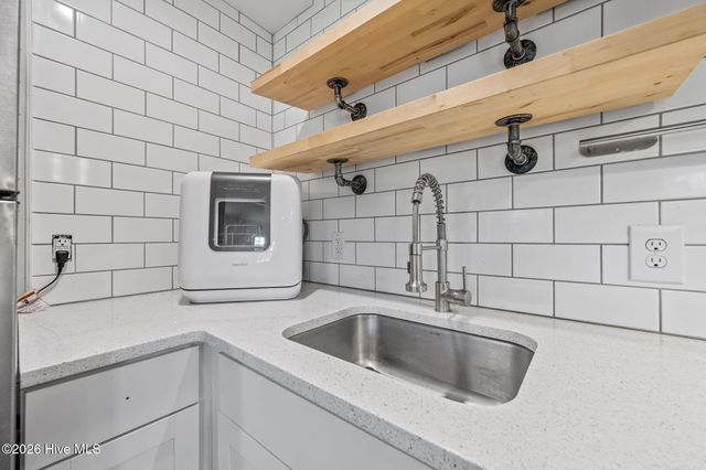 309 S Jenkins Street, Holly Ridge, NC 28445