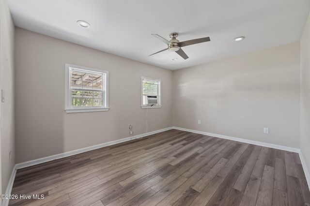 309 S Jenkins Street, Holly Ridge, NC 28445