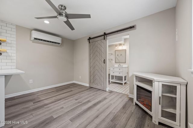 309 S Jenkins Street, Holly Ridge, NC 28445