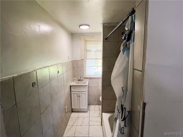 1116 La Salle Avenue, Niagara Falls, NY 14301