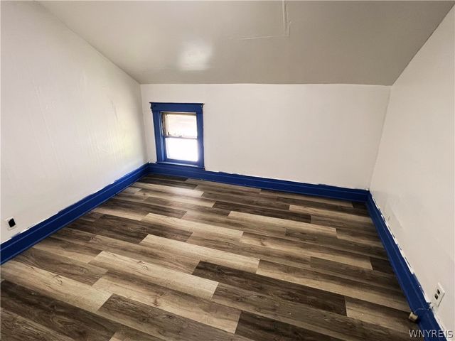 1116 La Salle Avenue, Niagara Falls, NY 14301
