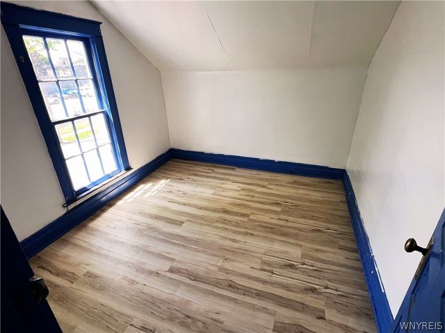 1116 La Salle Avenue, Niagara Falls, NY 14301