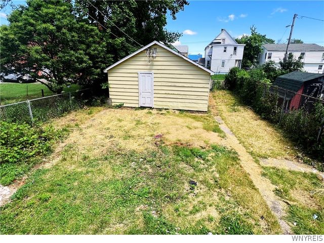 1116 La Salle Avenue, Niagara Falls, NY 14301