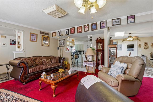 10557 WARREN Street, El Paso, TX 79924