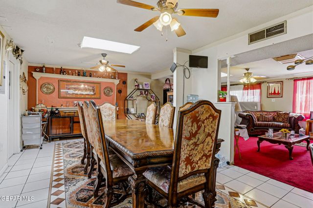 10557 WARREN Street, El Paso, TX 79924