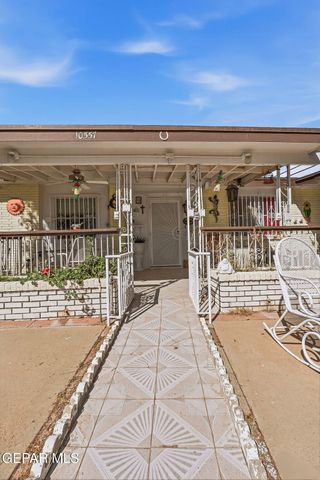 10557 WARREN Street, El Paso, TX 79924