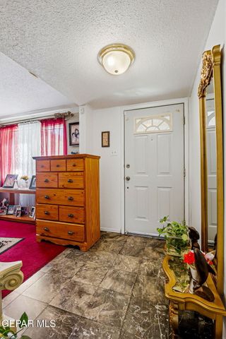 10557 WARREN Street, El Paso, TX 79924