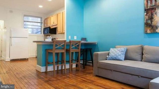128 PEMBERTON ST, Philadelphia, PA 19147