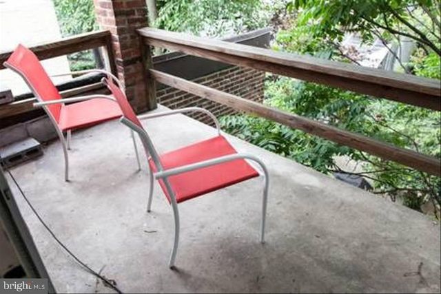128 PEMBERTON ST, Philadelphia, PA 19147