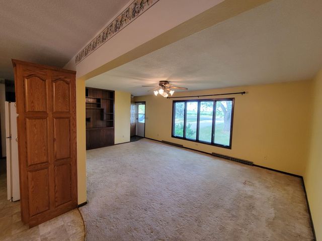 5182 45th Avenue SE, Saint Cloud, MN 56304