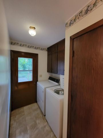 5182 45th Avenue SE, Saint Cloud, MN 56304