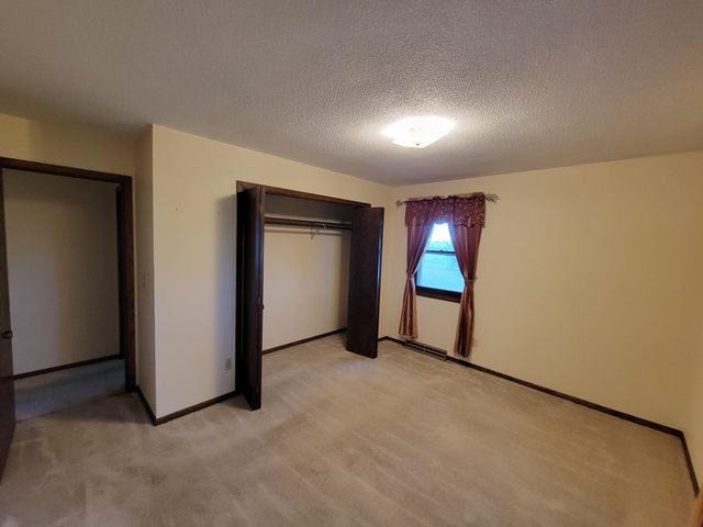 5182 45th Avenue SE, Saint Cloud, MN 56304