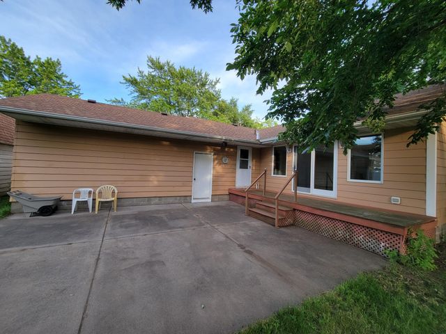 5182 45th Avenue SE, Saint Cloud, MN 56304